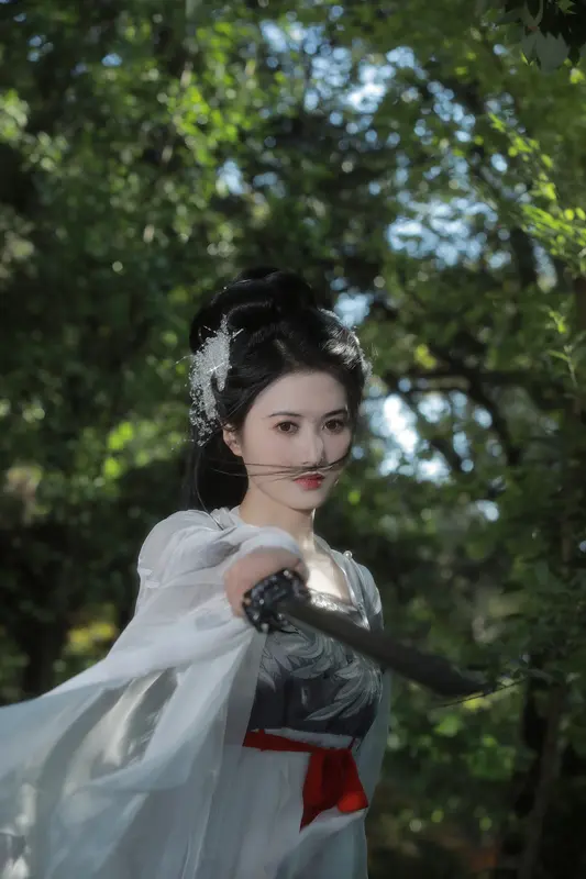 [YITUYU艺图语]2025.01.21 青山有色，白鹤忘机 南瓜 - 艺图语